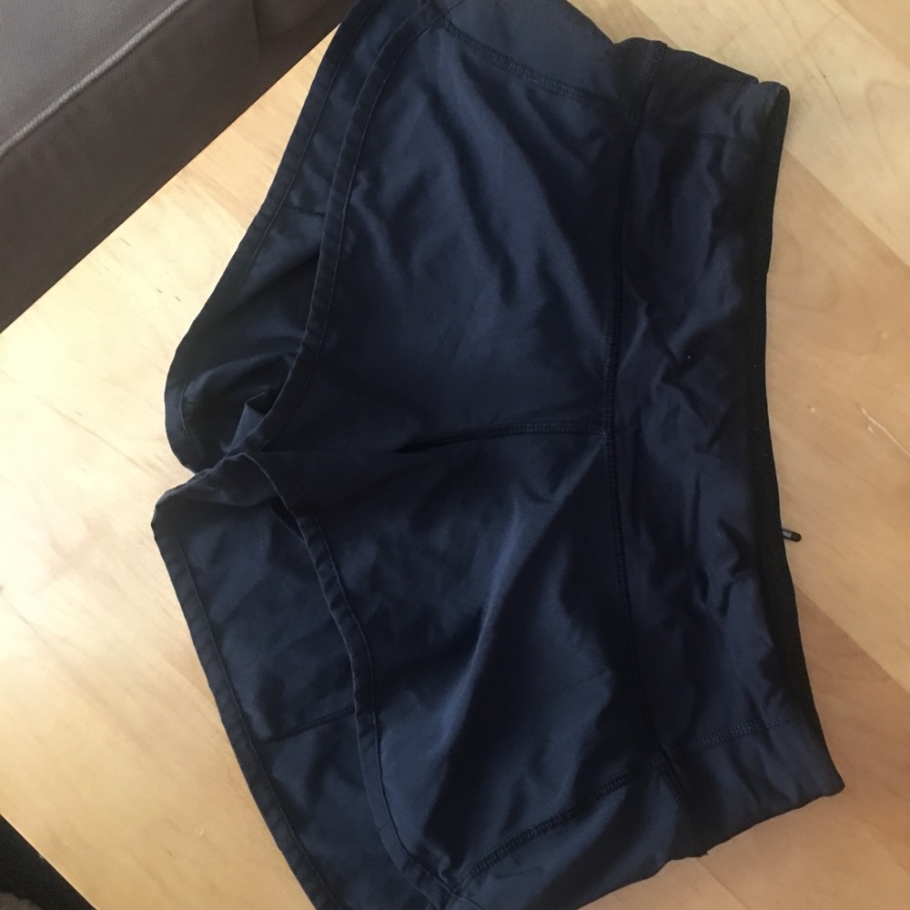 Lululemon black shorts